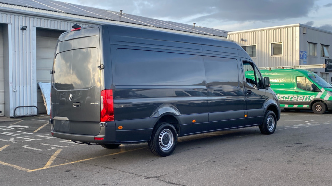 Mercedes-Benz Sprinter 315Cdi L3 Diesel Rwd 3.5t H2 Pro Van 9G-Tronic - Image 8